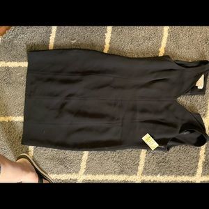 Jones of New York black dress. Never been worn.